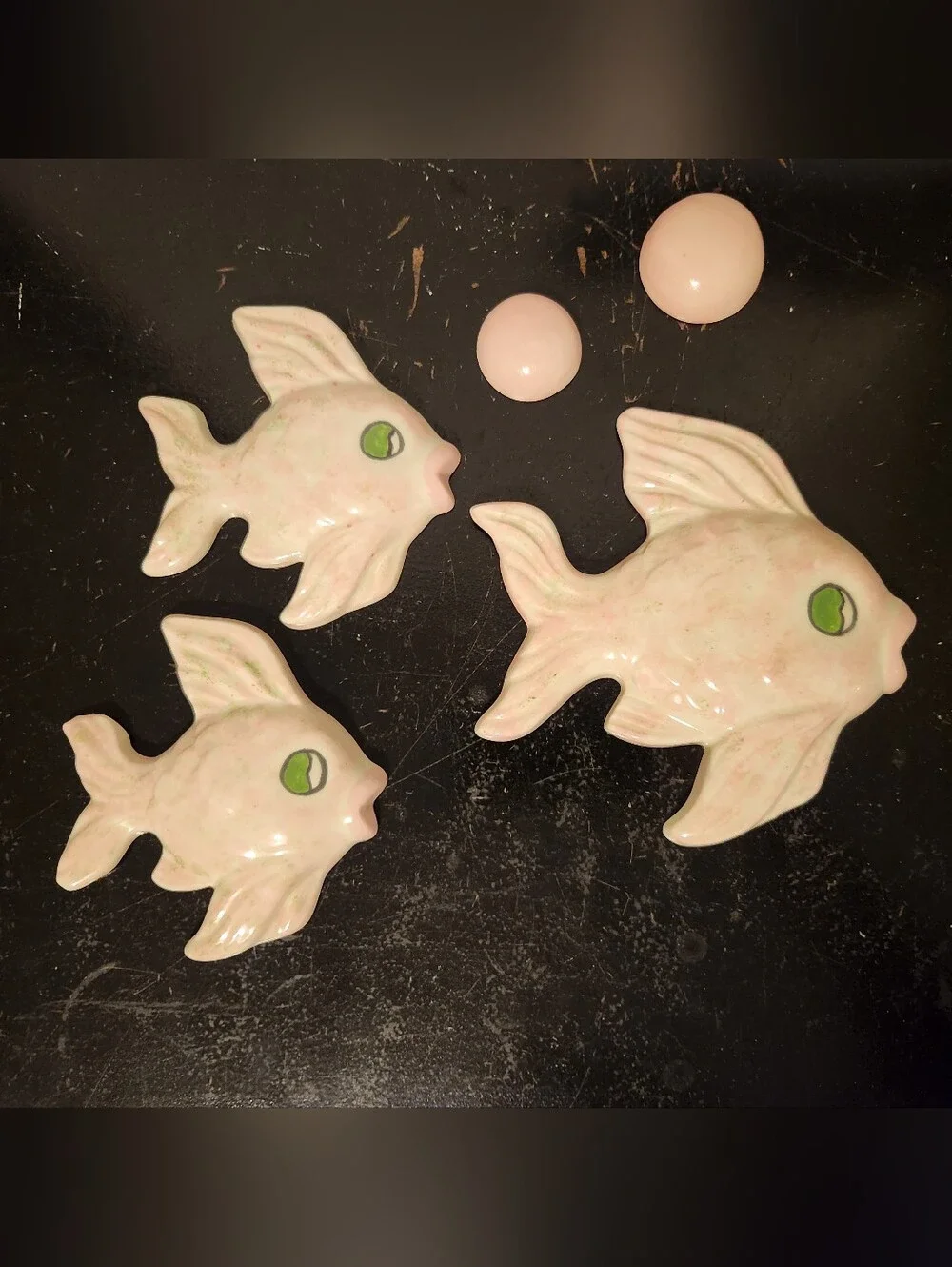 Vintage MCM Ceramic Fish Wall Plaque Set 3 Family Bubbles Pink Green
